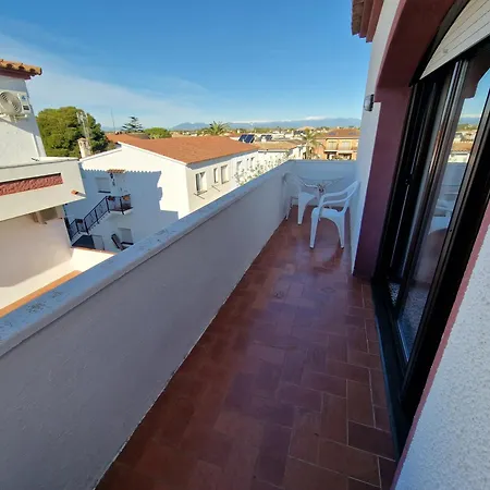 Apartamento Sant Mori-3 *
